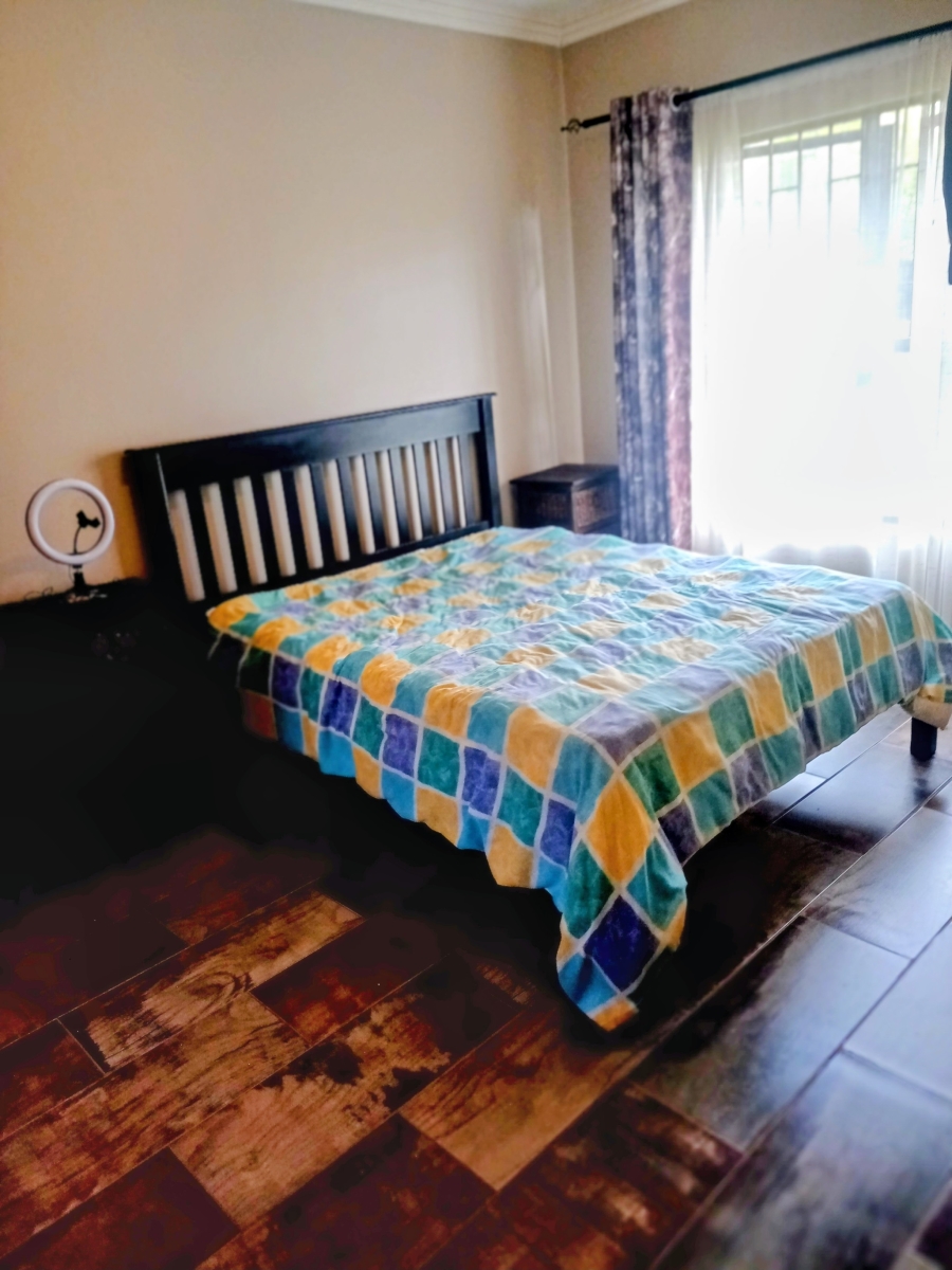 To Let 2 Bedroom Property for Rent in Melodie North West